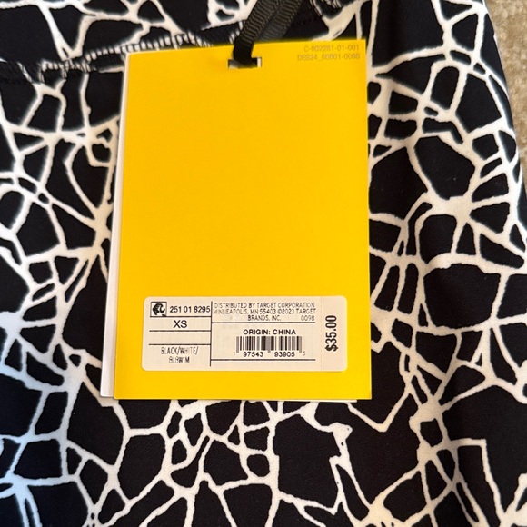 Diane Von Furstenberg Black and White Patterned Leggings - Picture 3 of 3